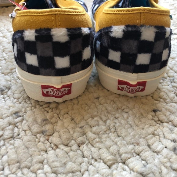 Awesome Vans x David Bowie sneaks - Picture 7 of 8